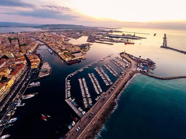 Sur Les Quais, Sete Centre-Ville Sète Exterior foto